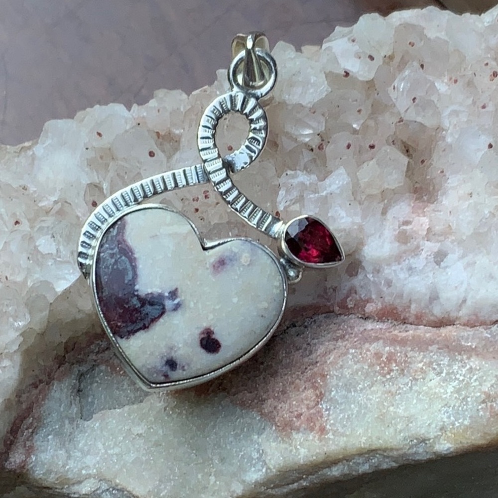 INDIAN BLANKET JASPER & GARNET 925 STERLING SILVER PENDANT